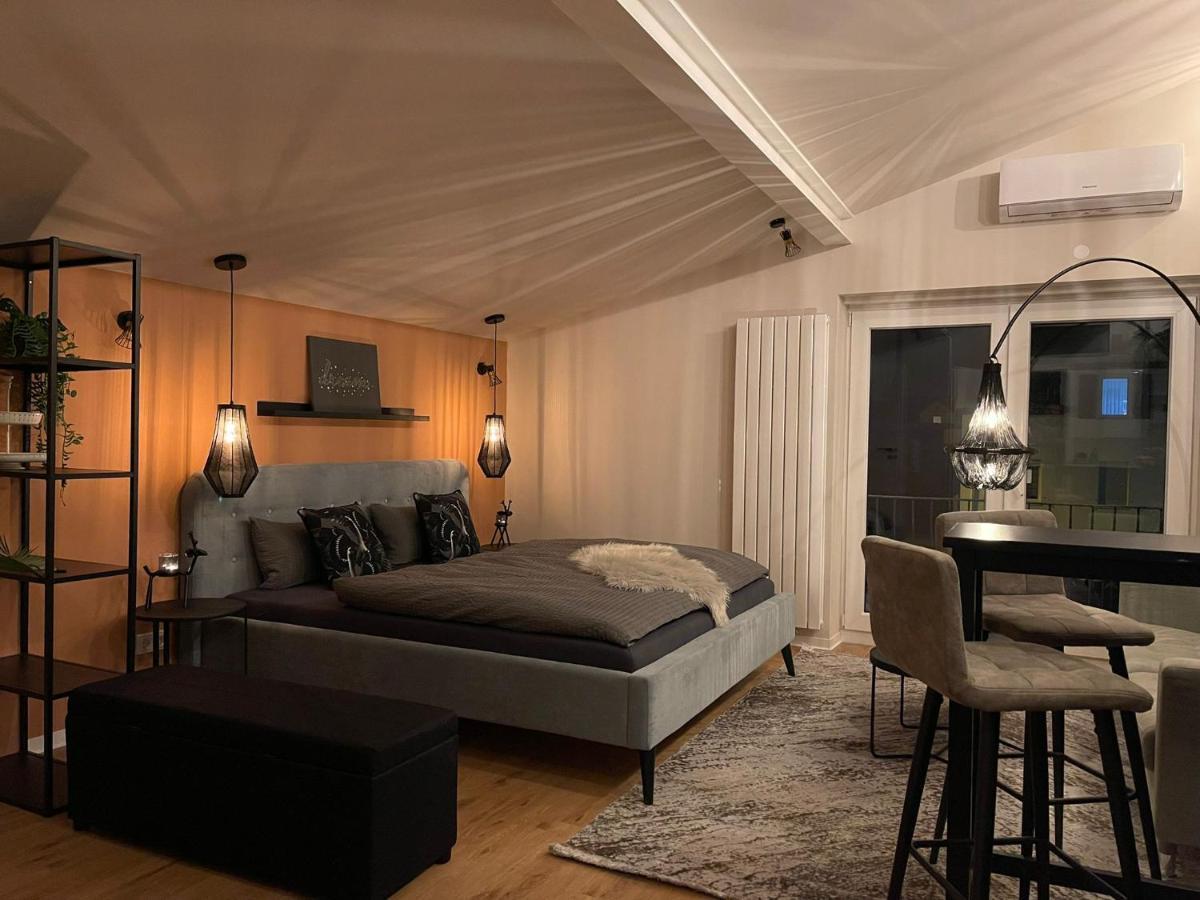 Stay At Smilla - Boutique Apartments Mit Kueche - Parken - Klima - Netflix - Waschmaschine Wiesbaden Exterior photo