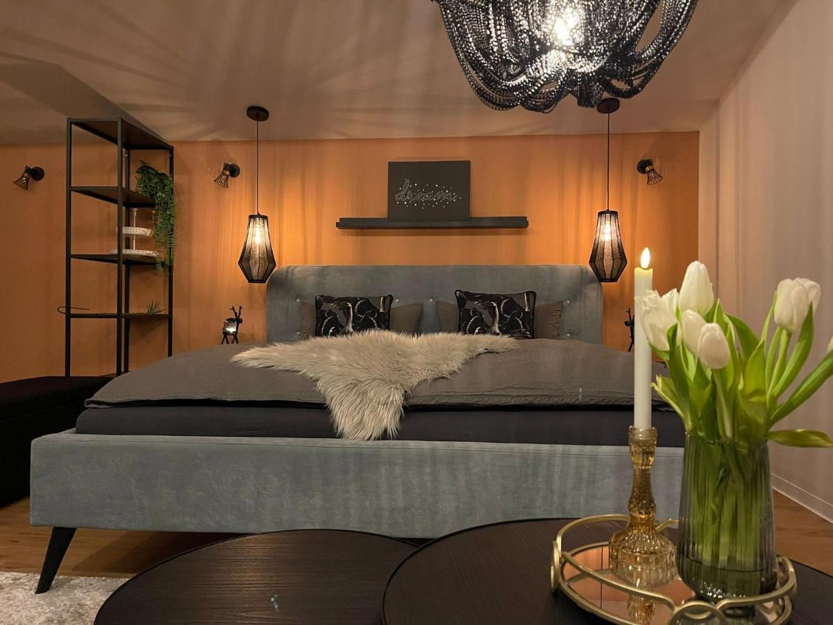 Stay At Smilla - Boutique Apartments Mit Kueche - Parken - Klima - Netflix - Waschmaschine Wiesbaden Exterior photo