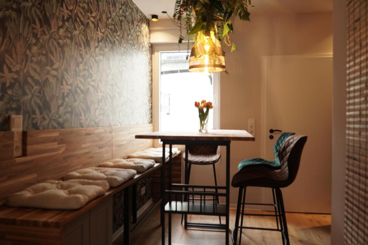 Stay At Smilla - Boutique Apartments Mit Kueche - Parken - Klima - Netflix - Waschmaschine Wiesbaden Exterior photo