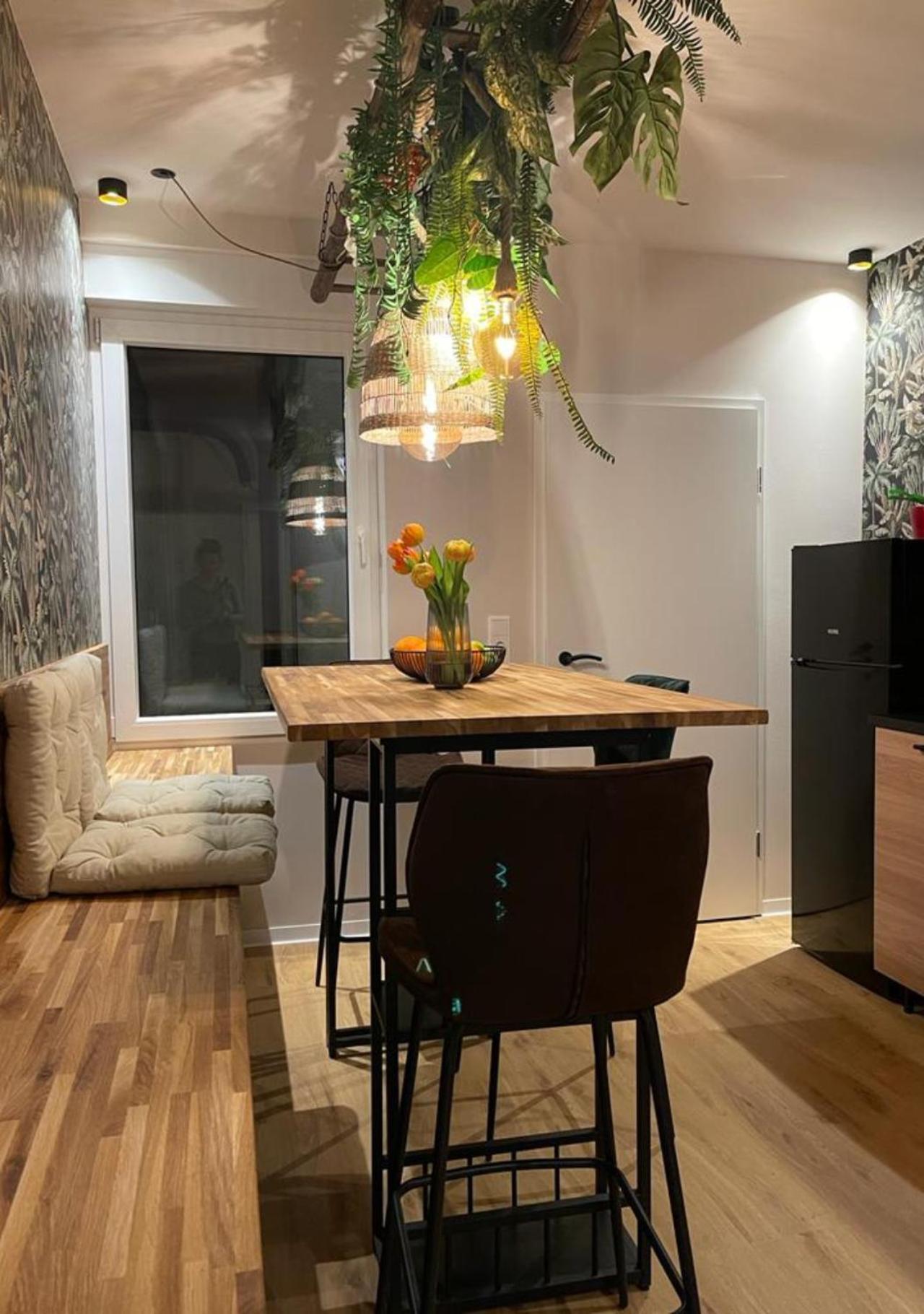Stay At Smilla - Boutique Apartments Mit Kueche - Parken - Klima - Netflix - Waschmaschine Wiesbaden Exterior photo